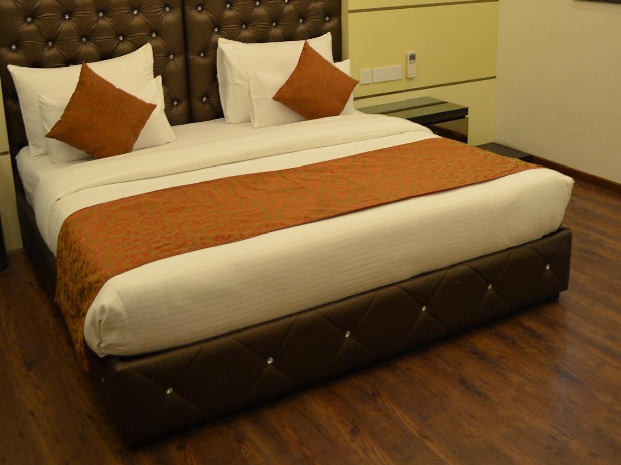 Hotel Metro View Delhi  Dış mekan fotoğraf