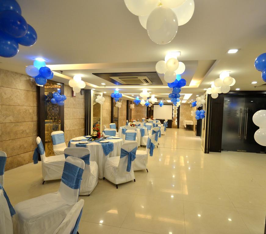 Hotel Metro View Delhi  Dış mekan fotoğraf