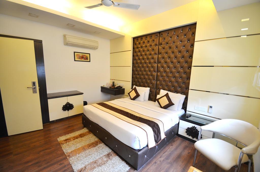 Hotel Metro View Delhi  Dış mekan fotoğraf