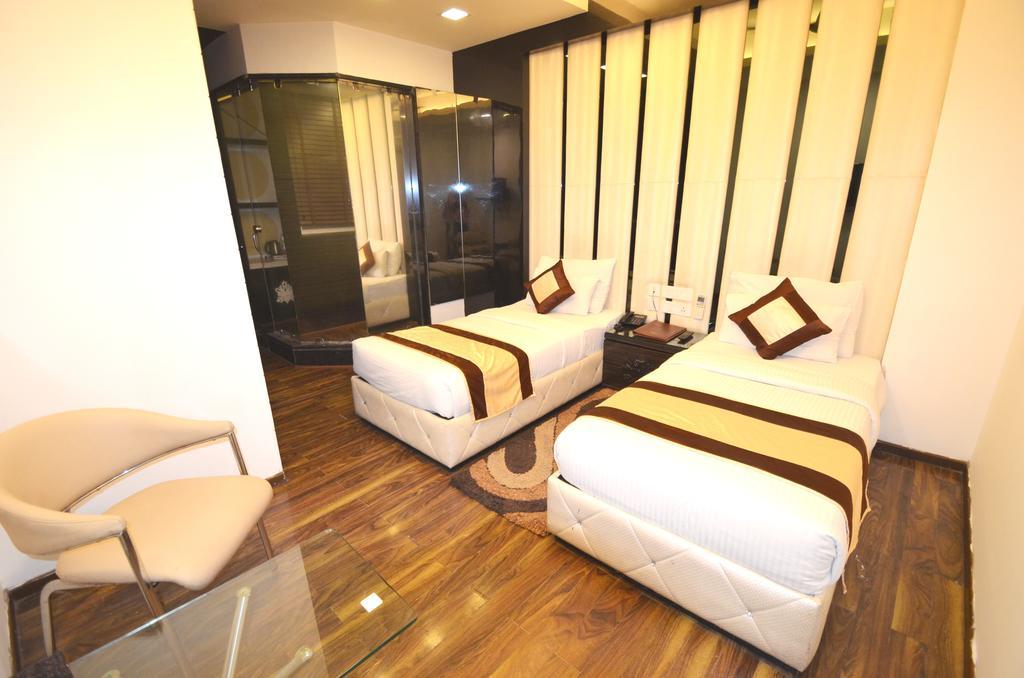 Hotel Metro View Delhi  Dış mekan fotoğraf